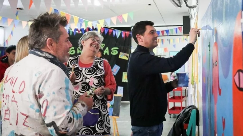 Milo Lockett vuelve para pintar murales en San Martín, Zapala y Neuquén