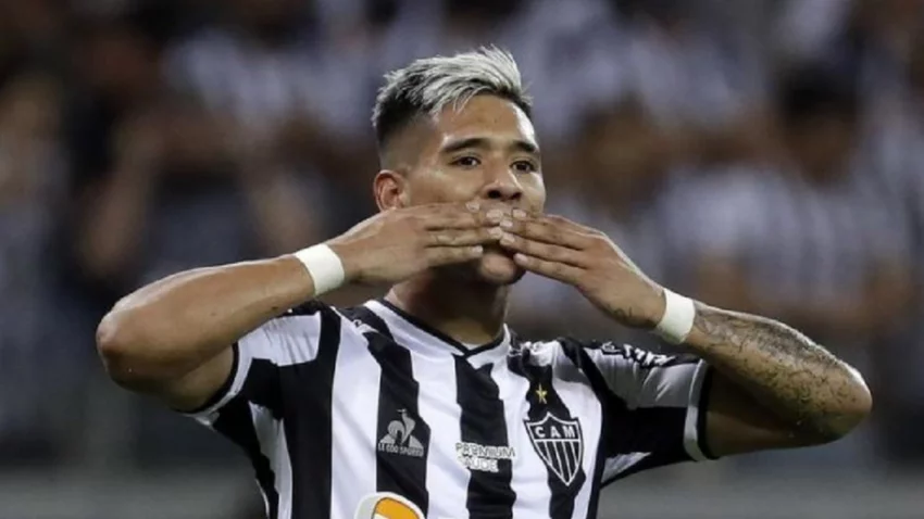 Incómodo momento para el argentino Zaracho en Brasil