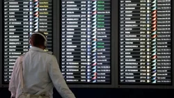Fuerte aumento de demanda de vuelos para salir de Rusia