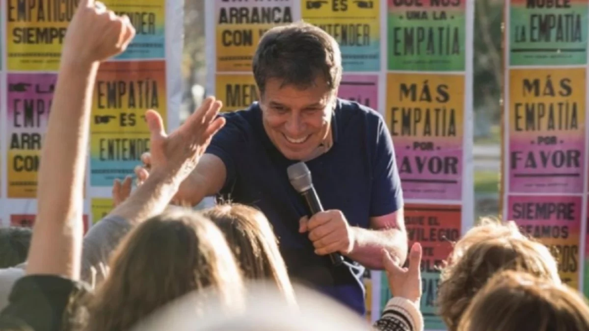 Manes visitó Neuquén y pidió “dejar de administrar pobreza”