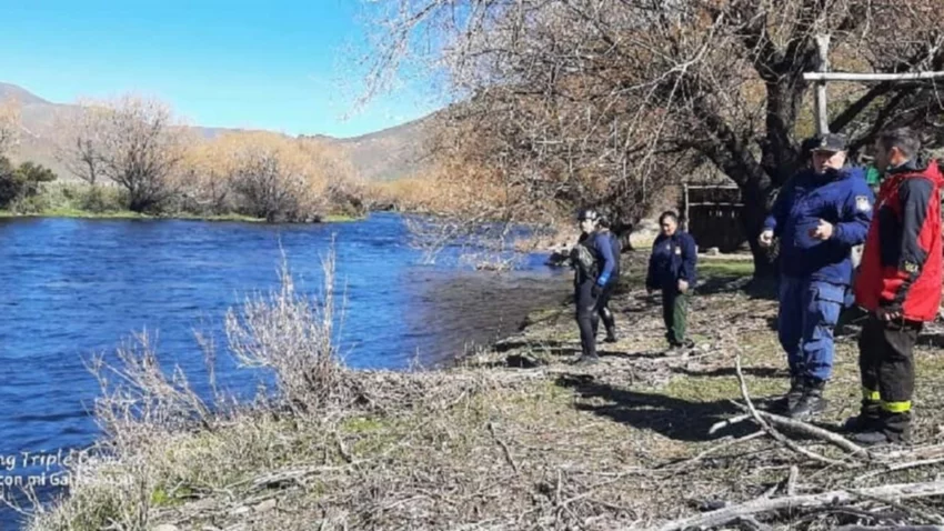 Qué se sabe sobre el cadáver hallado flotando en el río Aluminé