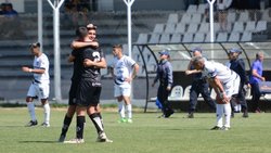 Cipolletti volvió a perder y cada día se complica más y más