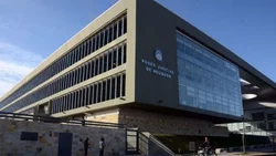 Neuquino violó y contagió de HPV a la hija de su pareja