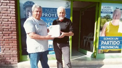 Peressini presentó una colectora vecinalista, en Plottier
