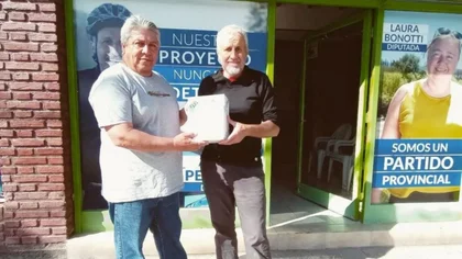 Peressini presentó una colectora vecinalista, en Plottier