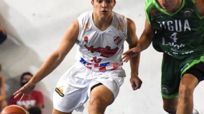 Enzo Nieva: “Queremos seguir peleando este campeonato”