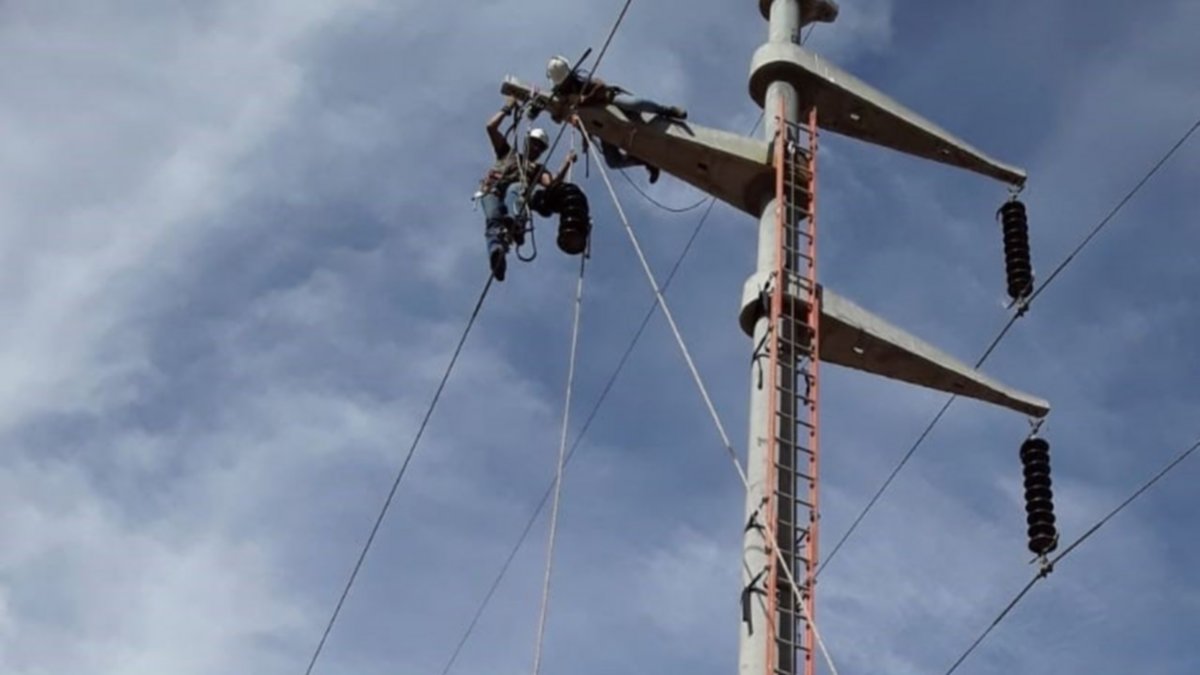 Importantes cortes de luz afectan al Alto Valle en el feriado