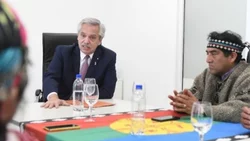 En Neuquén, Fernández se reunió con comunidades mapuches