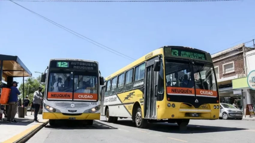 Hubo acuerdo y se levantó el paro de colectivos
