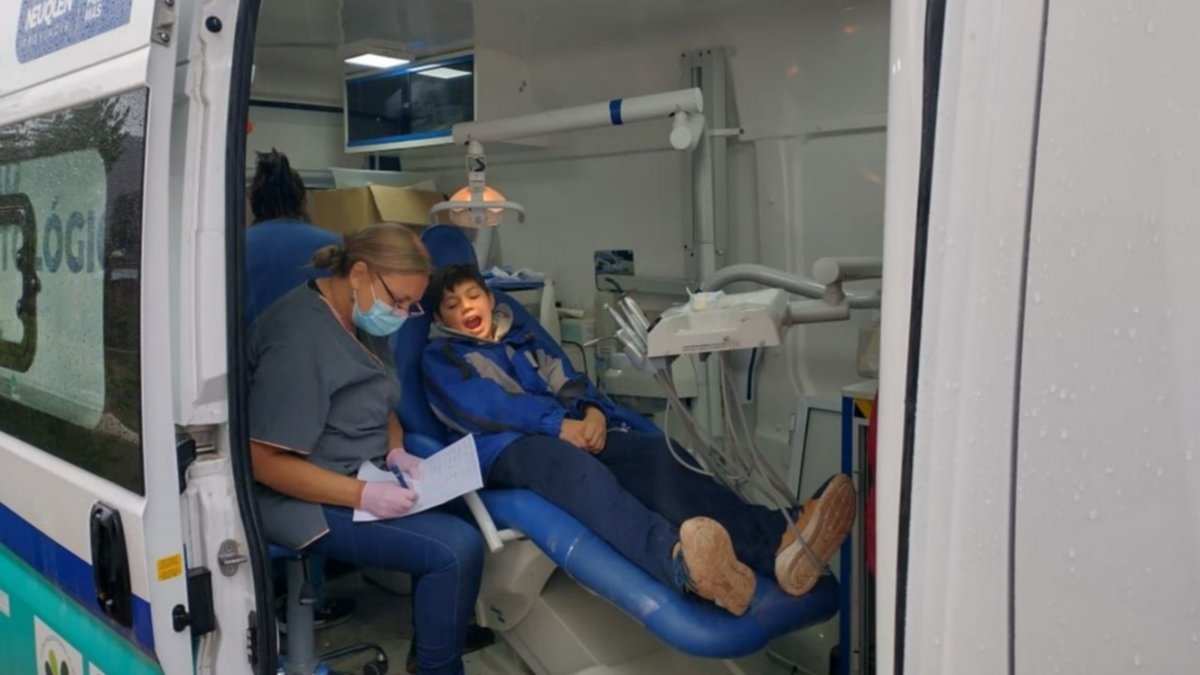 El odontomóvil continúa recorriendo la provincia