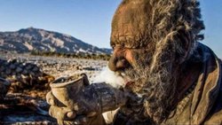 Poco después de bañarse, murió el hombre más sucio del mundo