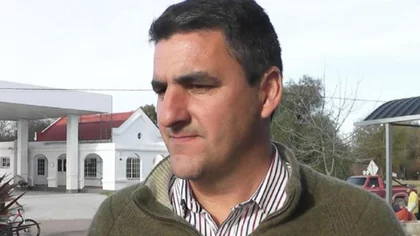 Papelón: un intendente se agarró a trompadas con un empleado municipal