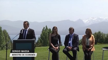 Desde Bariloche, Massa felicitó a Rio Negro y Neuquén