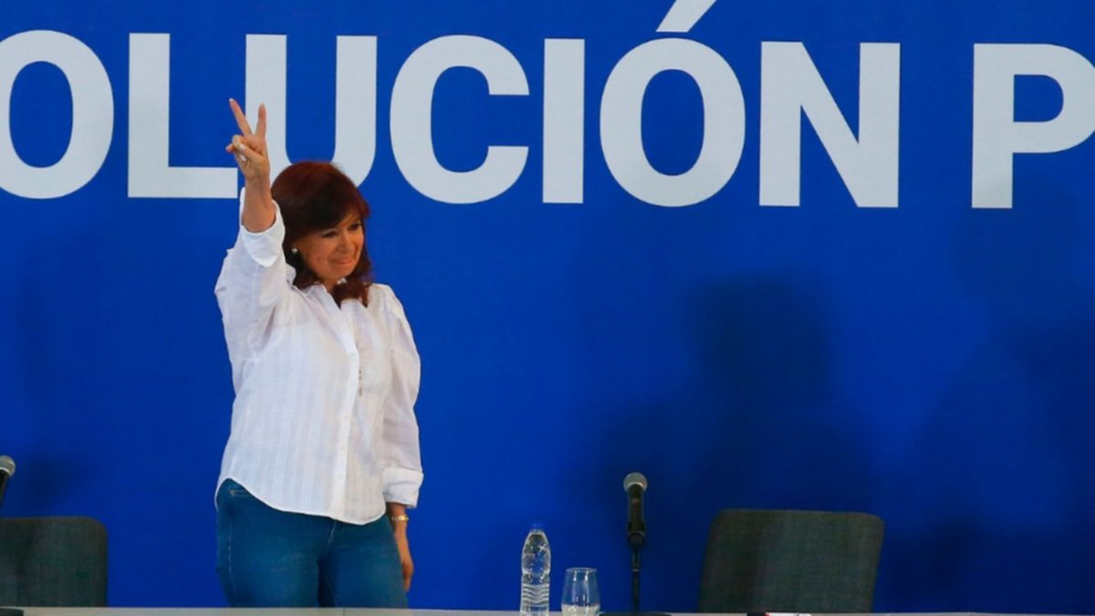 Reapareció Cristina: “me quieren como acusada, pero no de víctima”