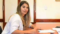 Multaron a intendenta neuquina por “falta de papeles”