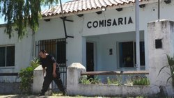 Asaltaron una comisaría y se llevaron hasta el patrullero