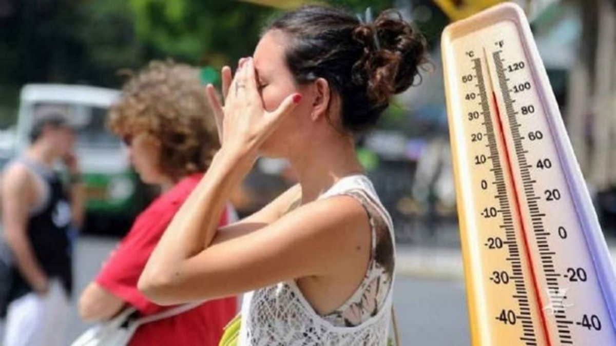 Verano 2024: trucos para combatir la ola de calor sin aire acondicionado