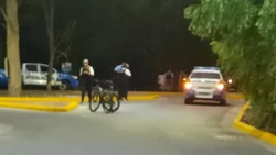 Tiros, un herido y despliegue policial en el Paseo Costero
