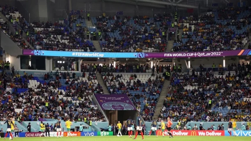 Entradas vendidas, pero estadios semi vacíos