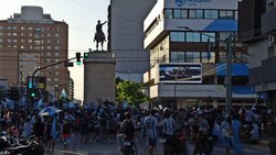 VIDEO: la pasión por la Selección abarrotó las calles neuquinas