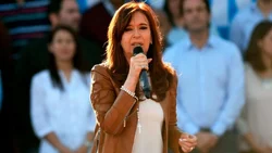 Condenaron a seis años de prisión a Cristina Fernández