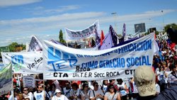 Docentes rionegrinos se manifestarán en los puentes