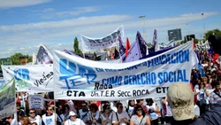 Docentes rionegrinos se manifestarán en los puentes