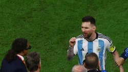 Messi en modo Maradona: “Qué mirás, bobo”