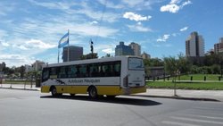 El domingo, durante la final, no habrá colectivos en Neuquén