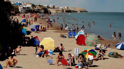 Fin de año en la playa: ¿Cuánto cuesta hospedarse en Las Grutas?