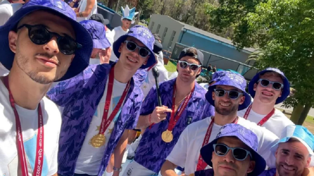 ¿Por que no se consigue la camisa violeta de la Selección?