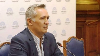 Diputado neuquino no quiere jubilaciones para todos