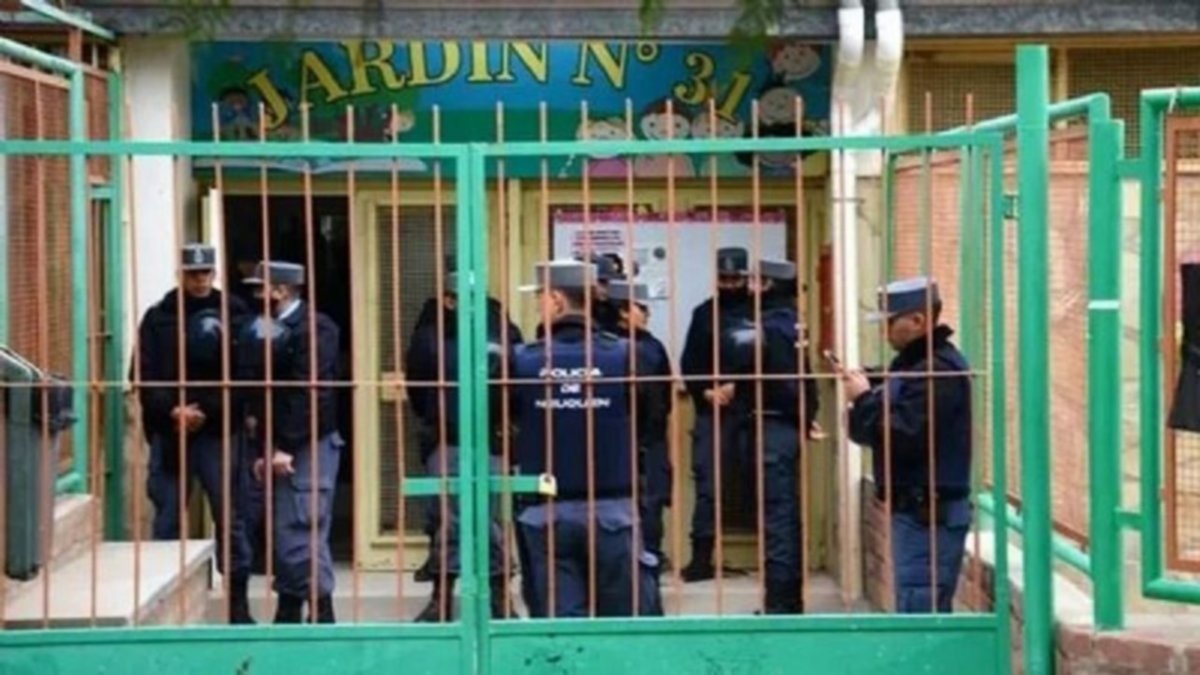 Jardín 31: Por riesgo de fuga, el docente denunciado por abusos seguirá preso