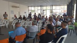 Tras una reunión, parece que los vecinos tendrán agua