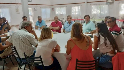 Weretilneck se reunió con la UCR y hay acuerdo rumbo al 16 de abril