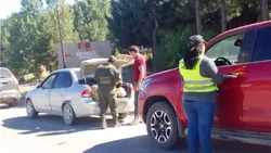 Llena de turistas, Villa Pehuenia pide cuidar el ambiente
