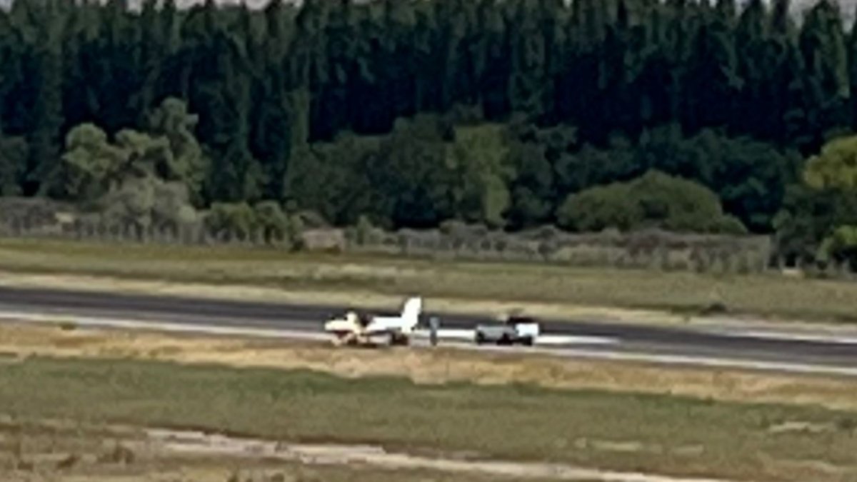 Susto en el aeropuerto neuquino: se le pinchó la rueda a una aeronave en la pista