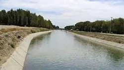 Hallaron el cuerpo de una mujer flotando en el canal principal de Cinco Saltos