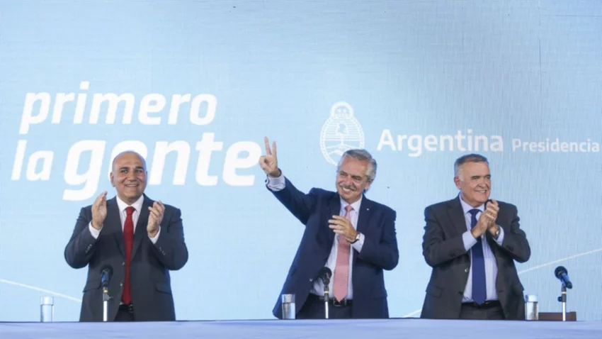 Se reunirá la mesa política del FdT por pedido de Alberto Fernández
