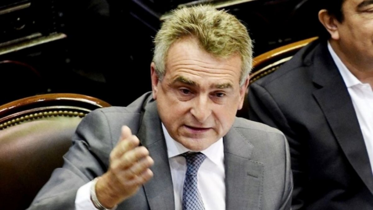 Agustín Rossi asumirá este miércoles como jefe de Gabinete