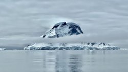 Colapso de glaciar y posible desastre costero