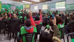 ATE aceptó la oferta anual y los docentes definen mañana