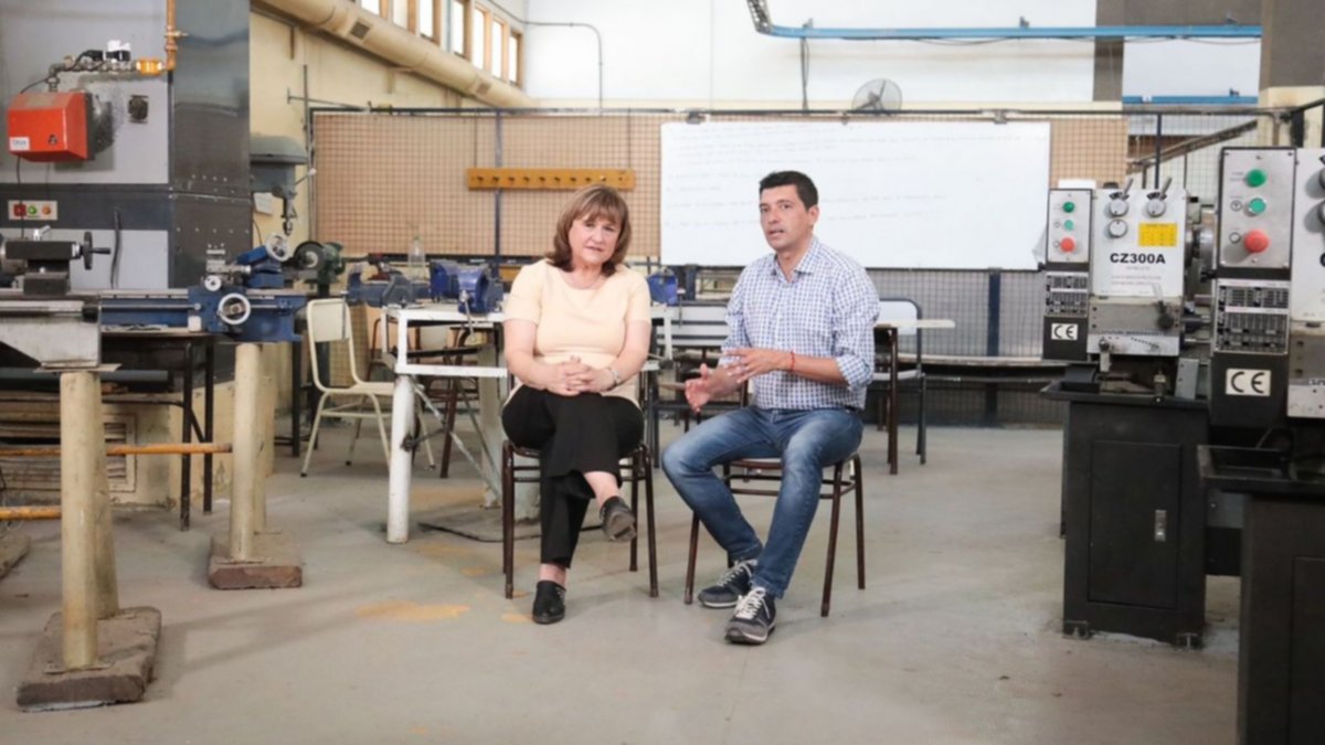 Koopmann ratificó el fortalecimiento de la educación técnica y del inglés desde la primaria