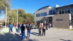 Condenan a policía por secuestro, violación y exhibicionismo