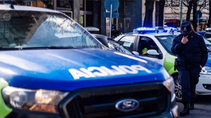 Una chica murió de un balazo dentro de una comisaría