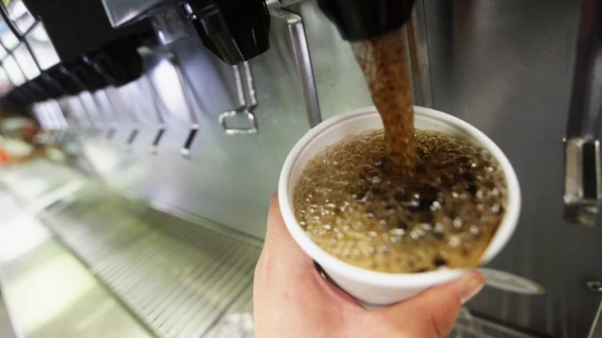 Revelan el impacto por el consumo de bebidas azucaradas
