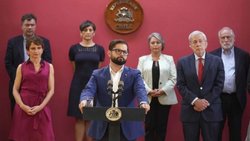 Boric hace nuevos cambios en su Gabinete de cara al segundo año de mandato