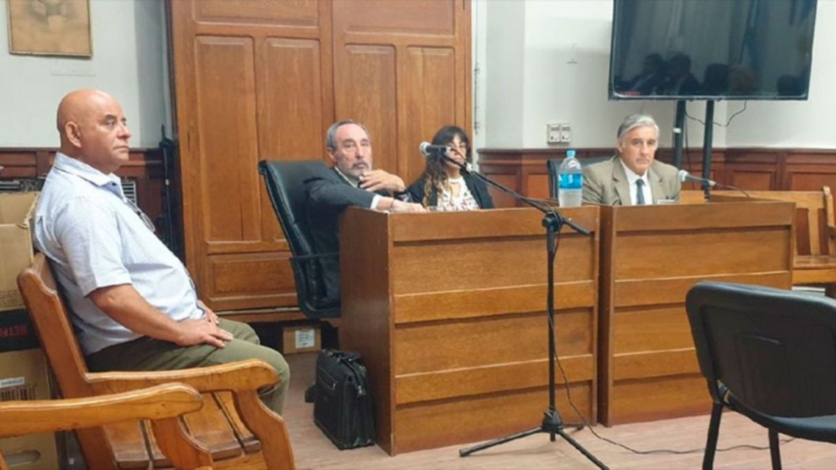 Violó a tres mujeres y sigue siendo intendente