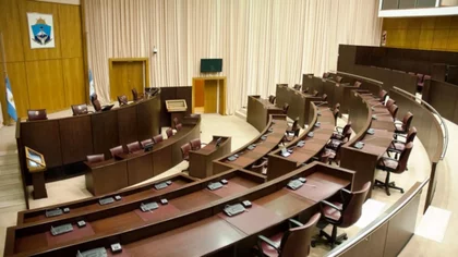 Propuesta: diputado que no trabaja, diputado que no cobra