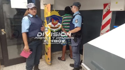 Era buscado, y lo atraparon en Plottier por robar comida
